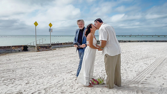2023-11-28 Adriana and Francesco  Higgs  Beach Wedding Vow Renewal_-38