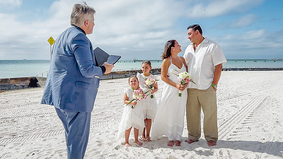 2023-11-28 Adriana and Francesco  Higgs  Beach Wedding Vow Renewal_-45