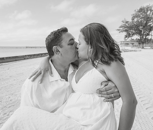 2023-11-28 Adriana and Francesco  Higgs  Beach Wedding Vow Renewal_-25