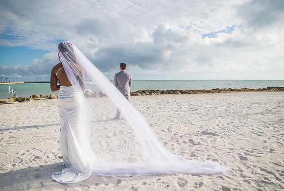 2023-11-25 Tatiana and Alan Higgs  Beach Wedding_-6