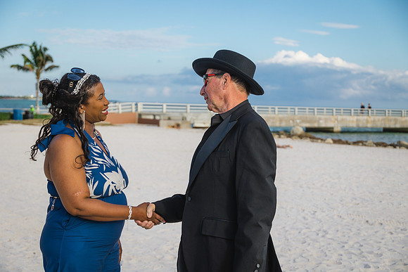 2023-11-25 Tatiana and Alan Higgs  Beach Wedding_-20