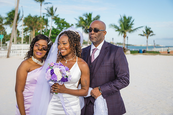 2023-11-25 Tatiana and Alan Higgs  Beach Wedding_-23
