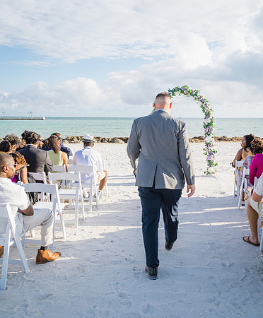 2023-11-25 Tatiana and Alan Higgs  Beach Wedding_-41