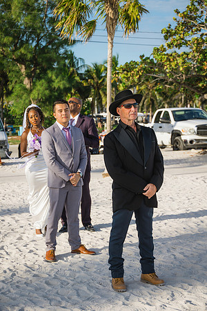 2023-11-25 Tatiana and Alan Higgs  Beach Wedding_-40