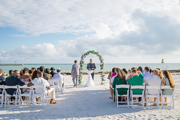 2023-11-25 Tatiana and Alan Higgs  Beach Wedding_-45