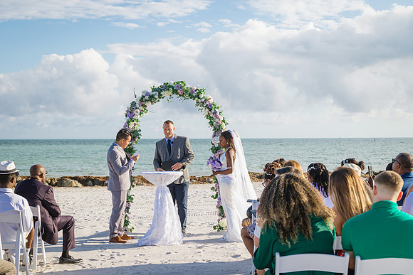 2023-11-25 Tatiana and Alan Higgs  Beach Wedding_-50