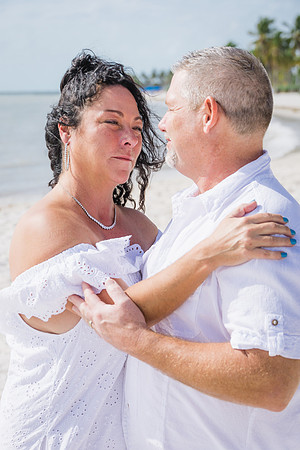 2023-12-10 Rhonda and Sean Smathers Beach Wedding Vow Renewal_-112
