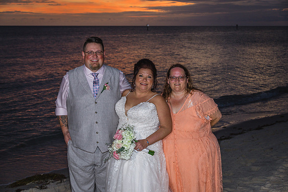 2023-11-24 Sherry and Rod Sunset Wedding At Smathers Beach_-128