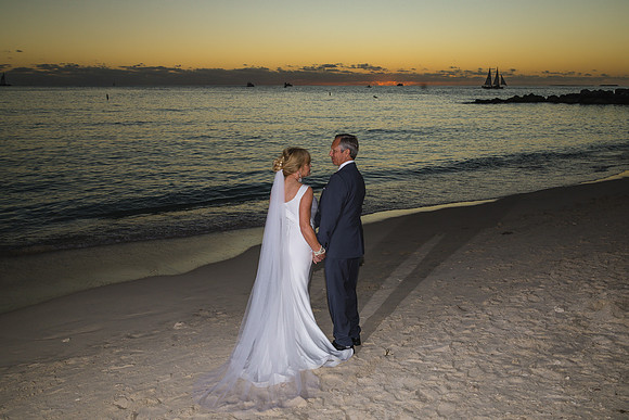 2023-12-31 Richard  and Charolette Sunset Wedding_-179