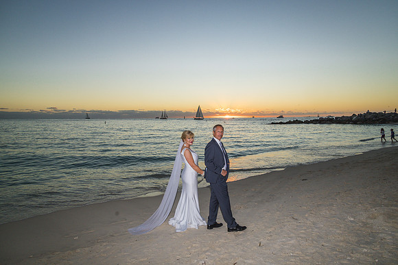 2023-12-31 Richard  and Charolette Sunset Wedding_-158