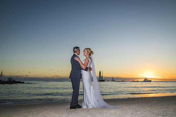 2023-12-31 Richard  and Charolette Sunset Wedding_-131