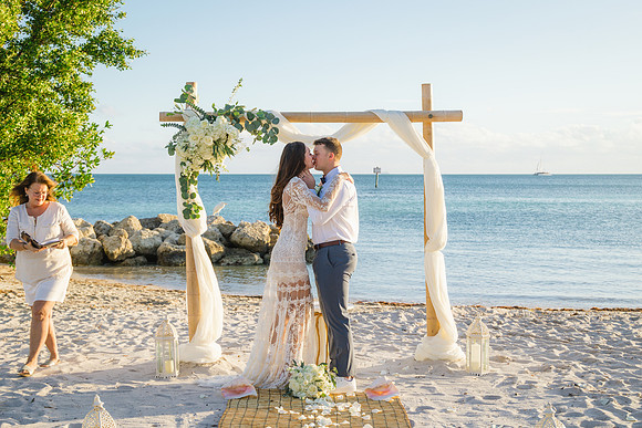 2023-11-18 Wedding at Smathers  Beach Key West Part 2-4707