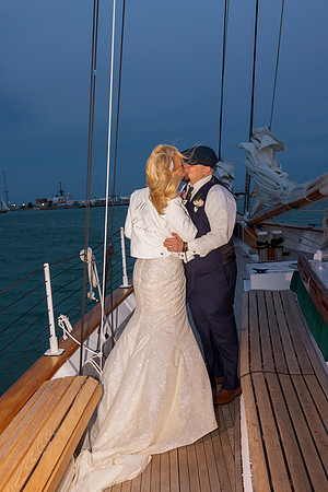 2023-12-12 Sherrie and John  Wedding in  Key West part1-9274