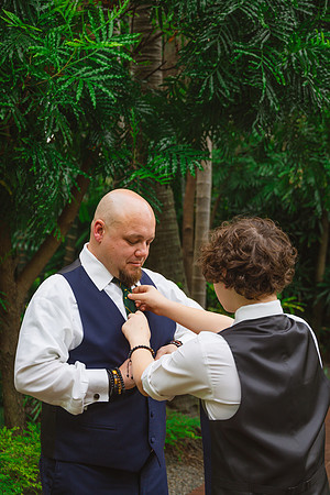 2023-12-12 Sherrie and John Part Getting Ready Photos -9208
