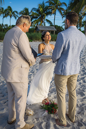 2023-12-09  Smathers Beach Wedding, Key West Sunrise Wedding-7914
