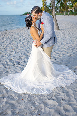 2023-12-09  Smathers Beach Wedding, Key West Sunrise Wedding-8070