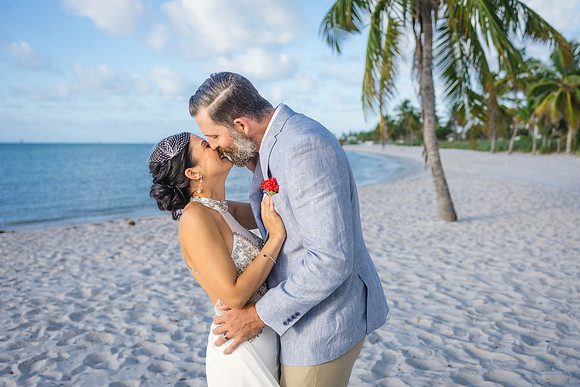 2023-12-09  Smathers Beach Wedding, Key West Sunrise Wedding-8080