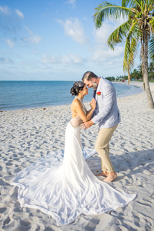 2023-12-09  Smathers Beach Wedding, Key West Sunrise Wedding-8128