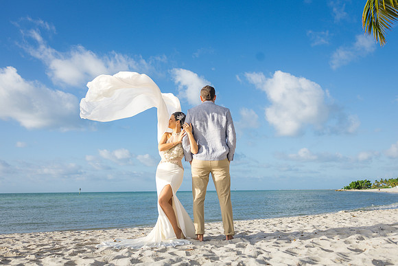 2023-12-09  Smathers Beach Wedding, Key West Sunrise Wedding-8149