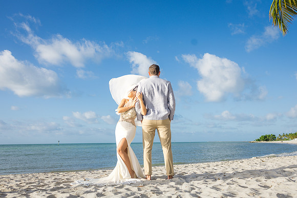2023-12-09  Smathers Beach Wedding, Key West Sunrise Wedding-8159