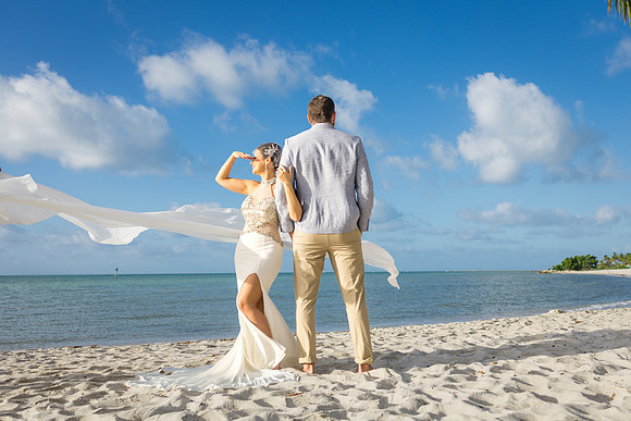 2023-12-09  Smathers Beach Wedding, Key West Sunrise Wedding-8161