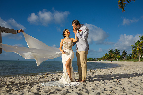 2023-12-09  Smathers Beach Wedding, Key West Sunrise Wedding-8185