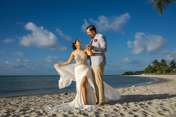 2023-12-09  Smathers Beach Wedding, Key West Sunrise Wedding-8232