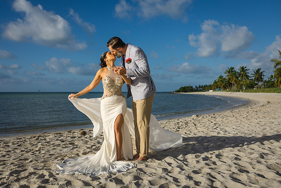 2023-12-09  Smathers Beach Wedding, Key West Sunrise Wedding-8248