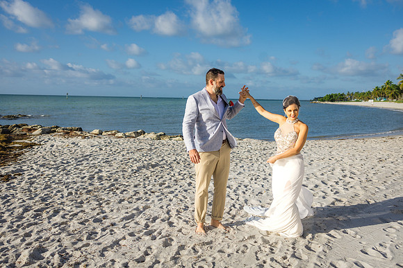 2023-12-09  Smathers Beach Wedding, Key West Sunrise Wedding-8310