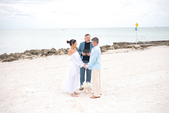 2023-12-29 Jill and Joel Higgs Beach Wedding-29
