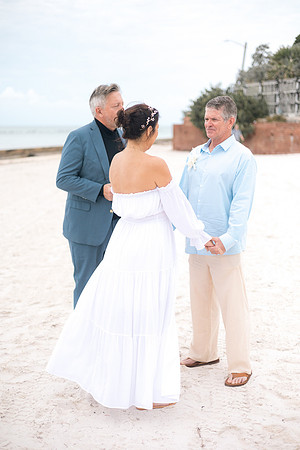 2023-12-29 Jill and Joel Higgs Beach Wedding-35