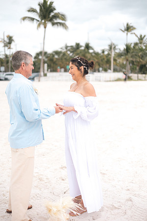 2023-12-29 Jill and Joel Higgs Beach Wedding-59