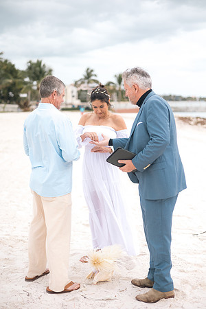 2023-12-29 Jill and Joel Higgs Beach Wedding-62