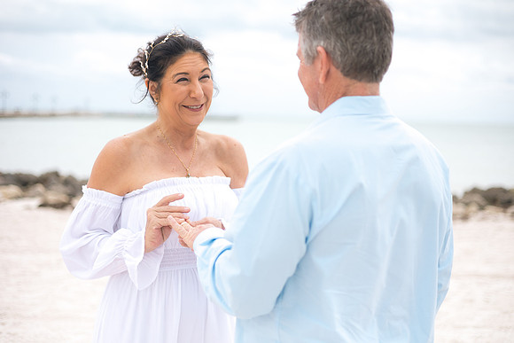 2023-12-29 Jill and Joel Higgs Beach Wedding-73