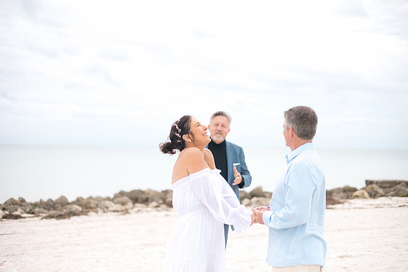 2023-12-29 Jill and Joel Higgs Beach Wedding-89