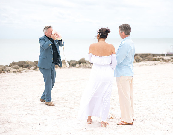 2023-12-29 Jill and Joel Higgs Beach Wedding-91