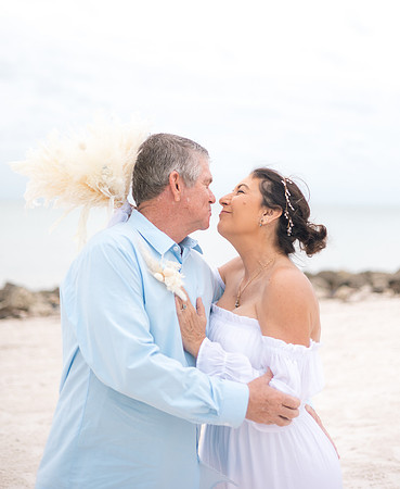 2023-12-29 Jill and Joel Higgs Beach Wedding-115