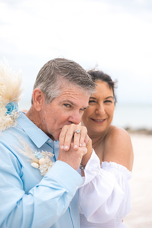 2023-12-29 Jill and Joel Higgs Beach Wedding-121