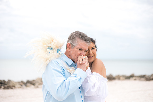 2023-12-29 Jill and Joel Higgs Beach Wedding-128