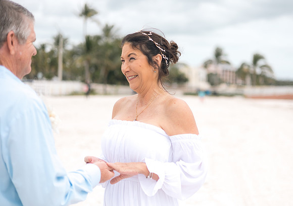 2023-12-29 Jill and Joel Higgs Beach Wedding-58