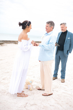 2023-12-29 Jill and Joel Higgs Beach Wedding-68