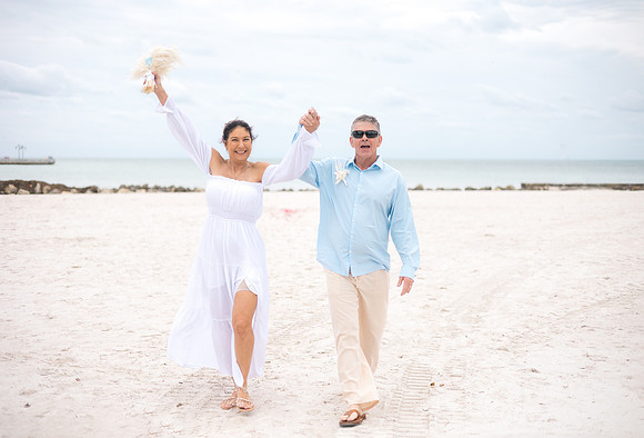 2023-12-29 Jill and Joel Higgs Beach Wedding-146