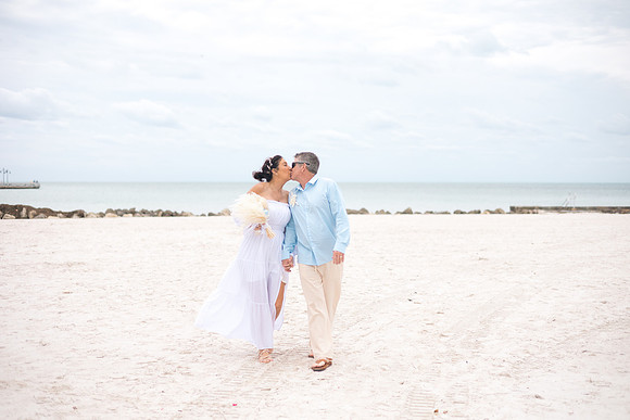 2023-12-29 Jill and Joel Higgs Beach Wedding-145